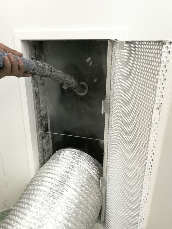 Before and After Duct Cleaning